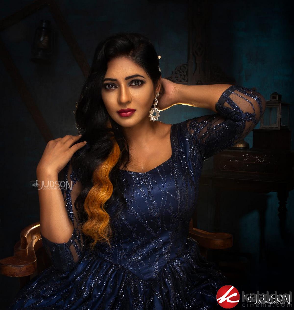 Bigg Boss Fame Actress Reshma Pasupeleti Latest Photos Kalakkal Cinema 