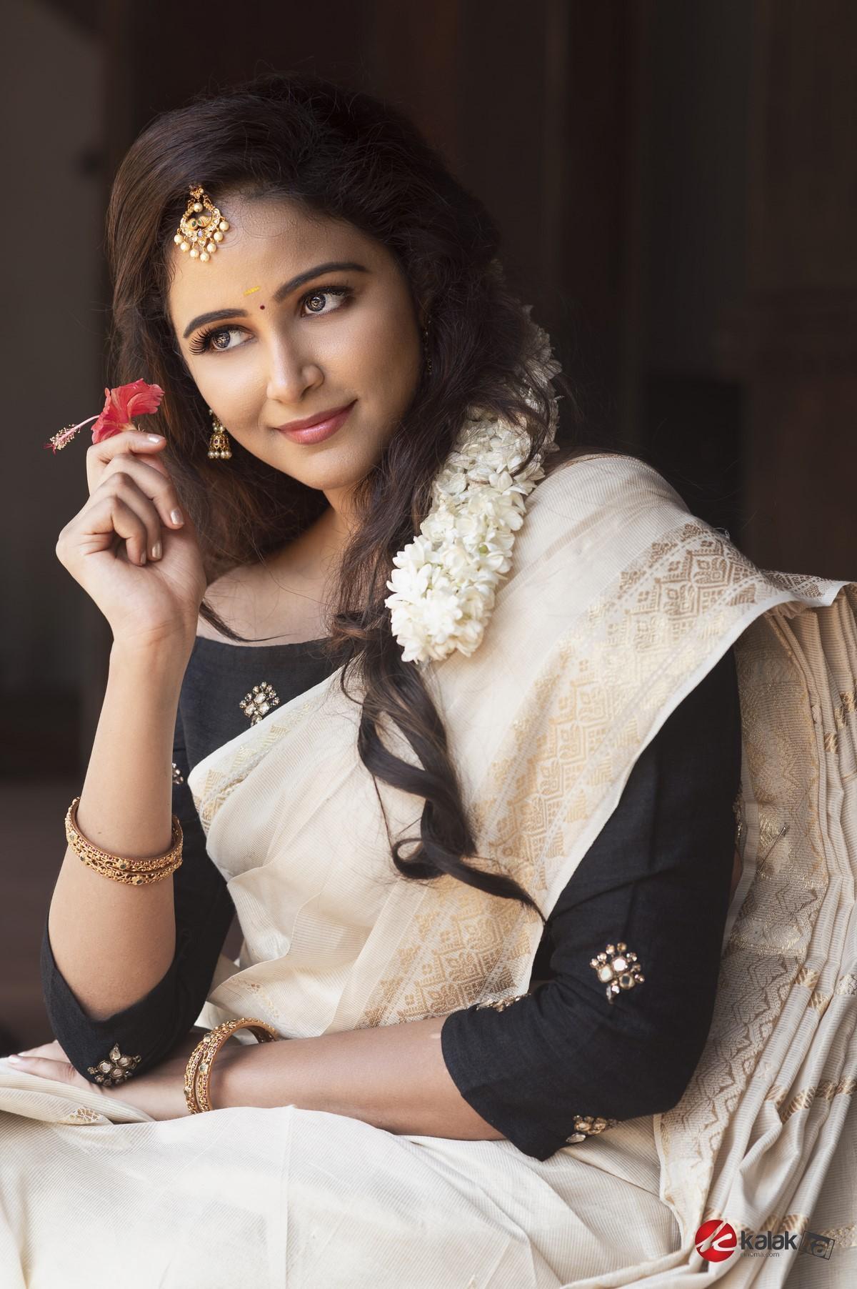 Beautiful Actress Subiksha