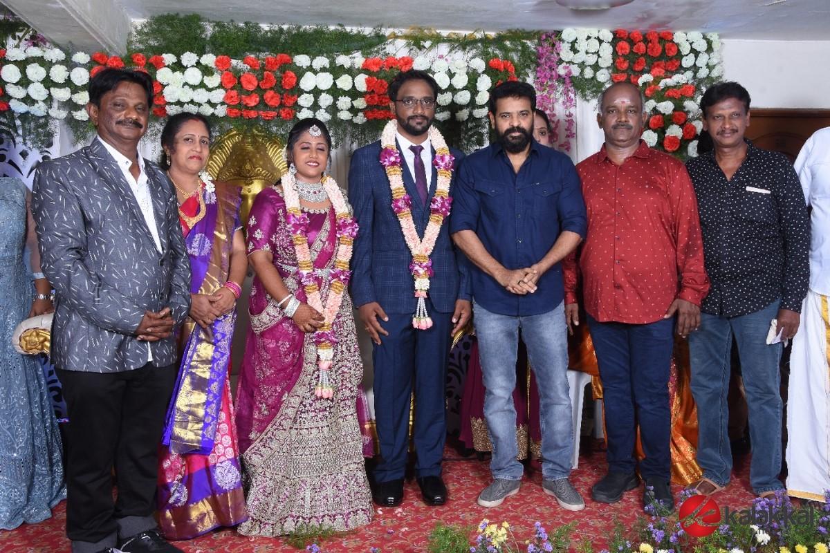 PRO Vijay Murali and Glamour Sathya Daughter and Son Reception Stills