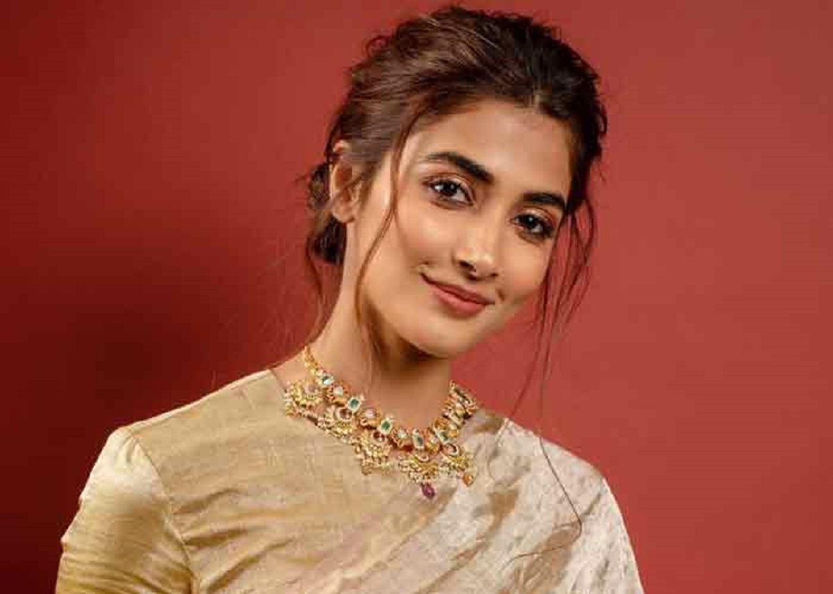 actress pooja hegde latest photos