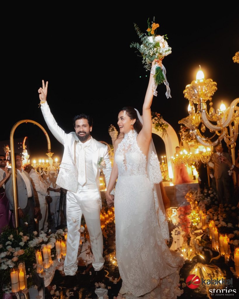 Keerthy Suresh & Antony Thattil Wedding Clickzz (3)