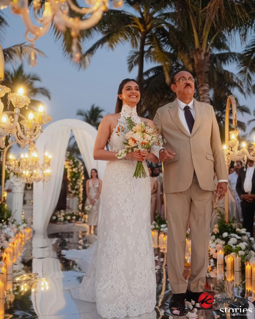 Keerthy Suresh & Antony Thattil Wedding Clickzz (4)
