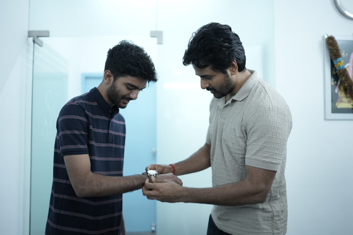 world chess champion gukesh meet sivakarthikeyan