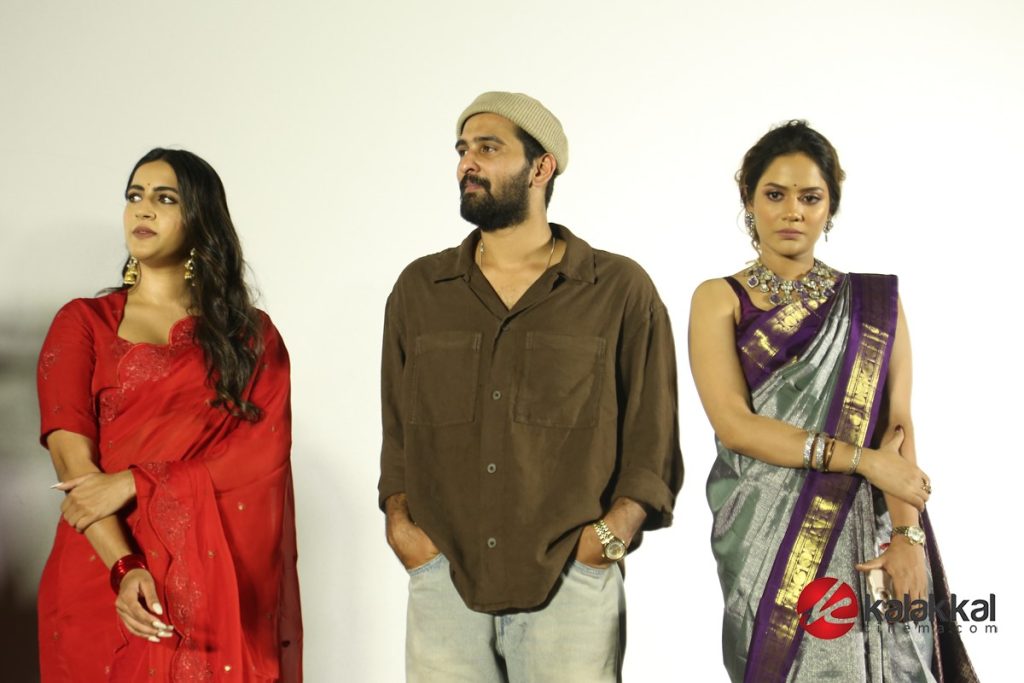 Madraskaaran Movie Press Meet (16)