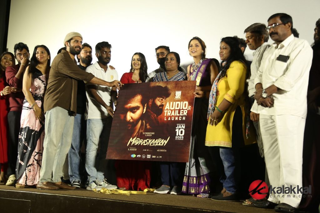Madraskaaran Movie Press Meet (17)
