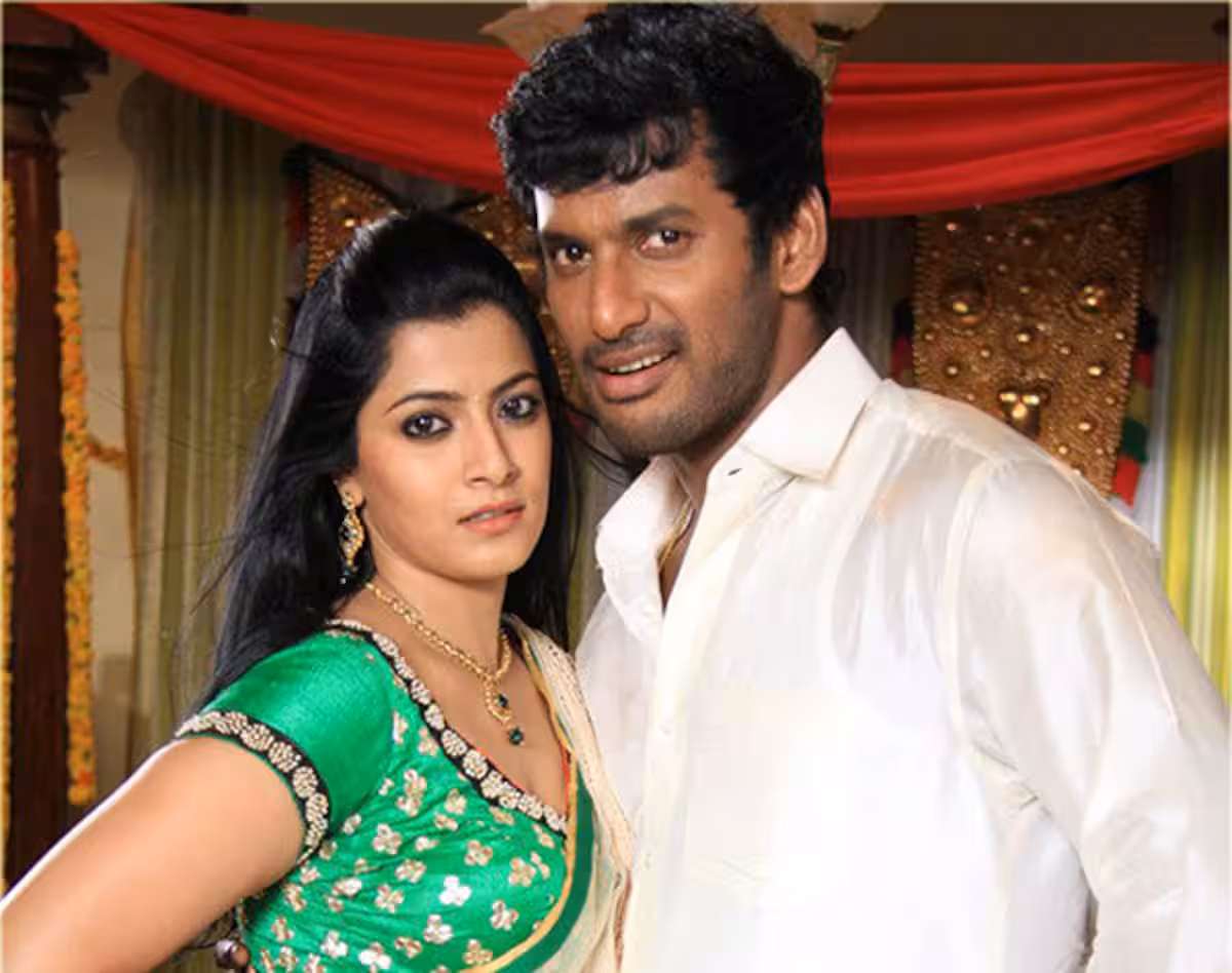 varalakshmi shares throwback incident about actor vishal singing