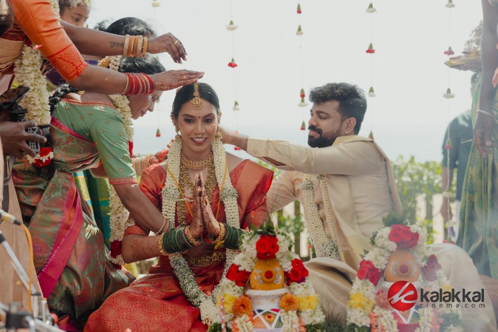 Cinematographer Thamizhazhagan Wedding Stills (7)