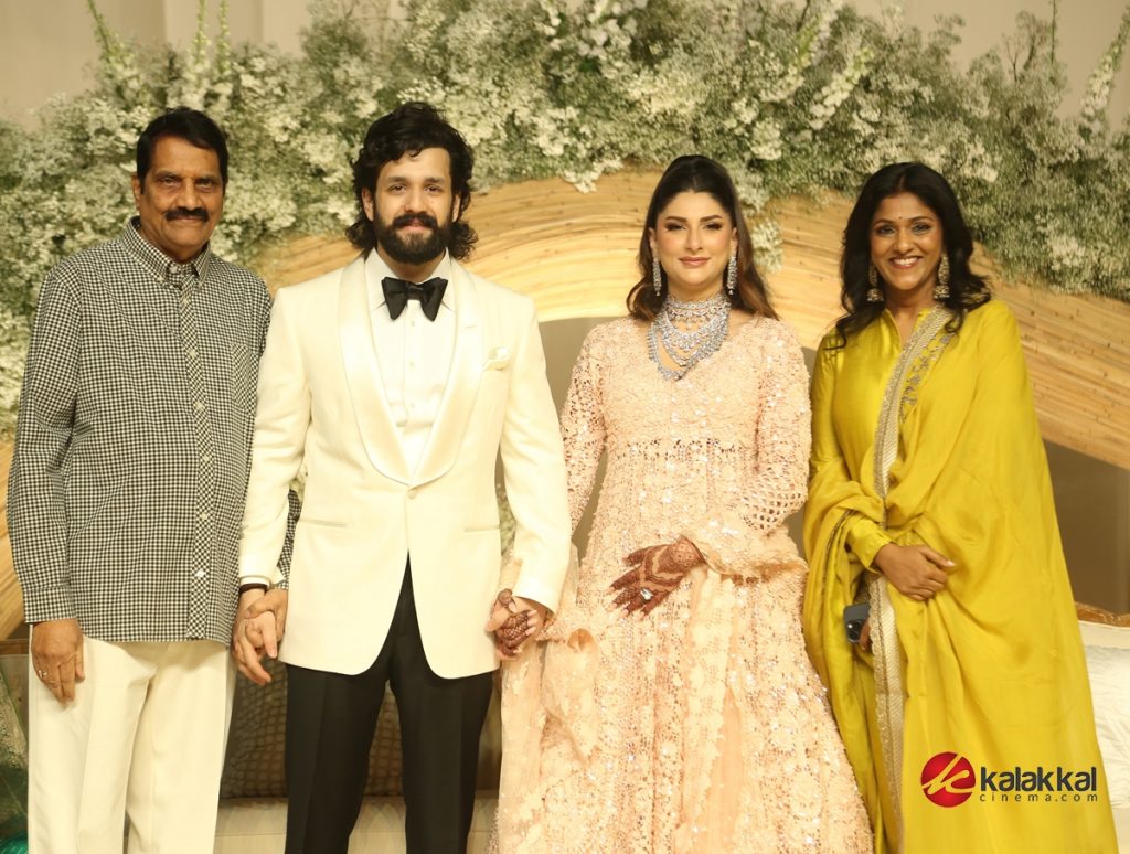 Akhil Akkineni and Zainab Wedding Reception Stills (5)