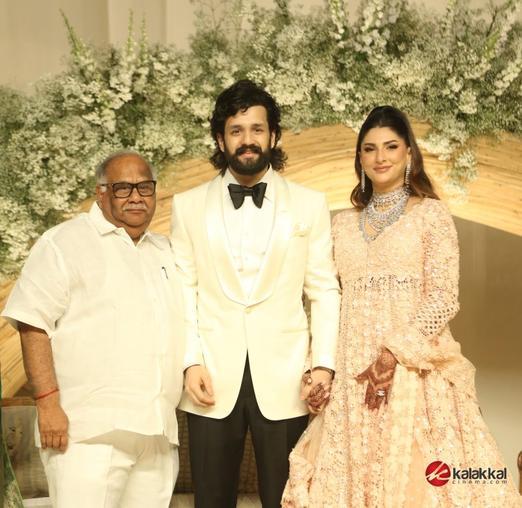 Akhil Akkineni and Zainab Wedding Reception Stills (6)