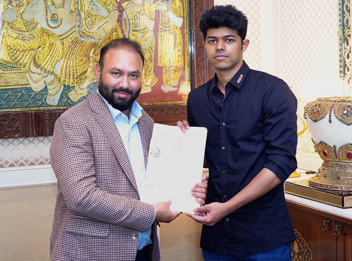 Information released about the shooting of the film directed by Vijay Son..!