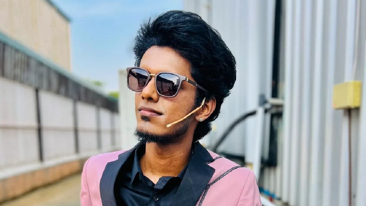 He has no royal lineage.. How does he get money Cool Suresh talk about Bala.!!