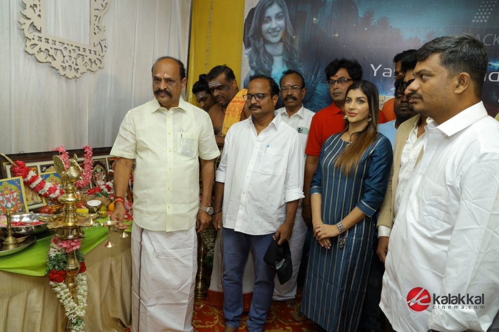 Toss Movie Pooja Stills (3)