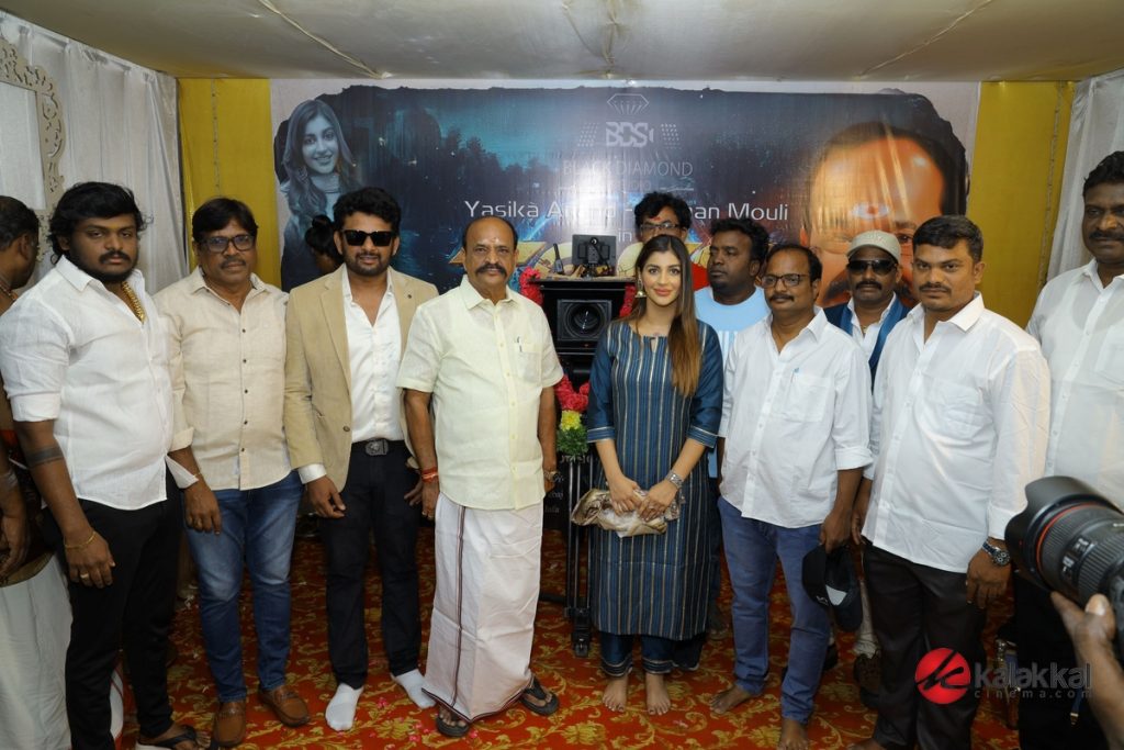 Toss Movie Pooja Stills (9)