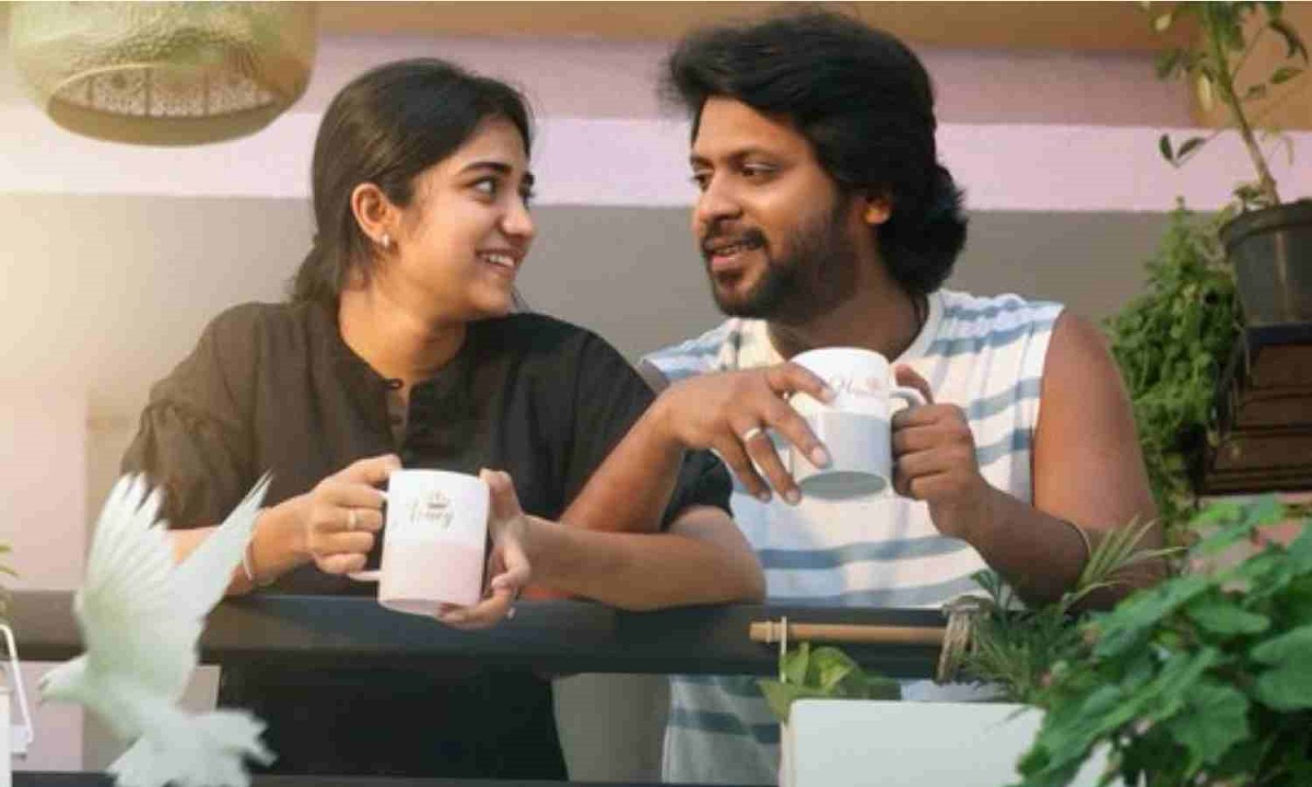 aan paavam pollathathu movie collection update