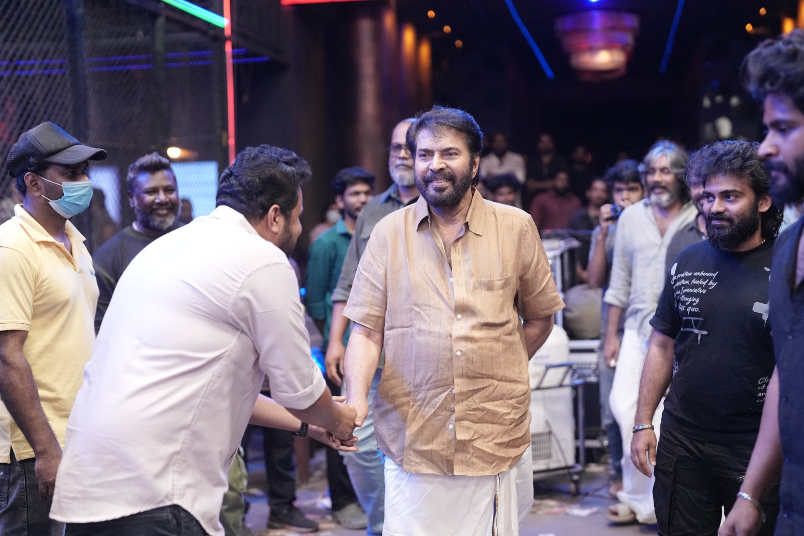 Megastar Mammootty Visits the Location of Dulquer Salmaan’s Film ‘I Am Game’